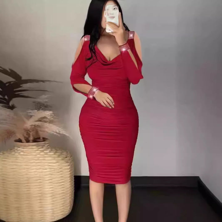 Dame Figurformet Cocktailkjole med detaljeret rynkning og Off-Shoulder-ærmer Skovae