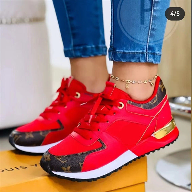 Dame sporty sneakers med moderigtige accenter og høj kvalitet sål Stilla