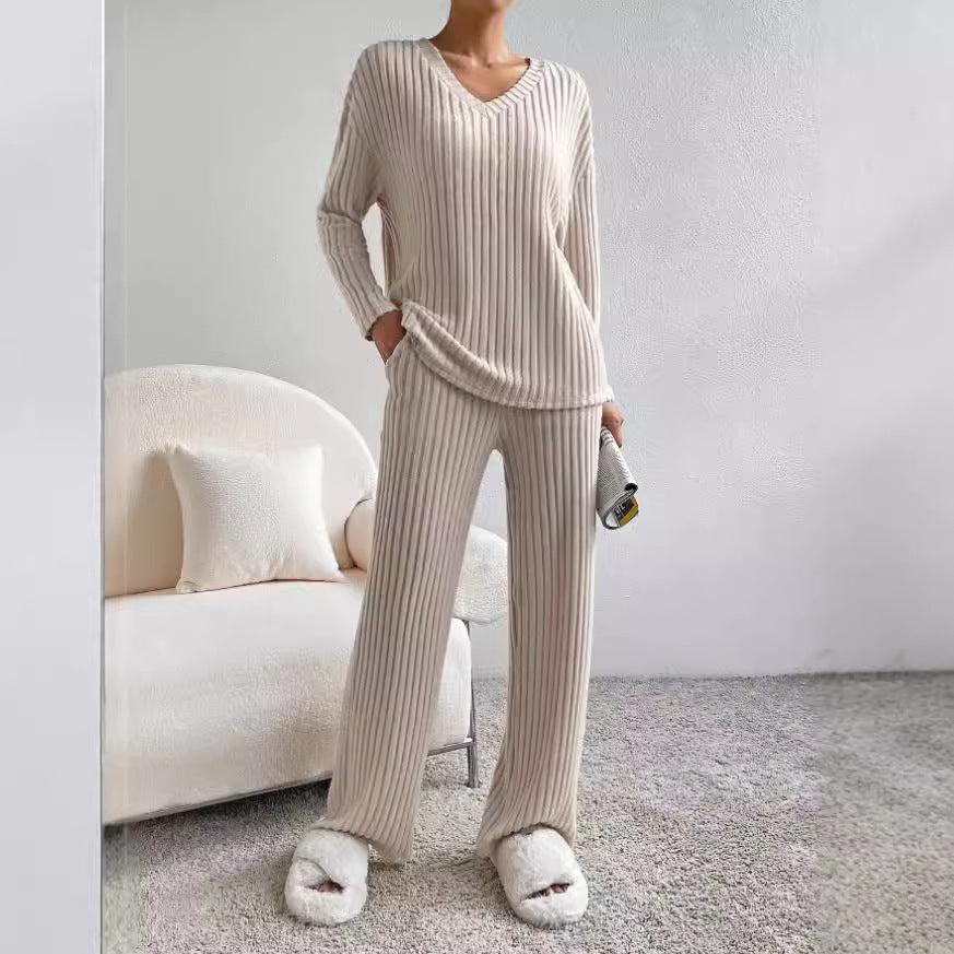 Dame Strik-Loungewear-Sæt med V-udskæring og løs pasform Stilla