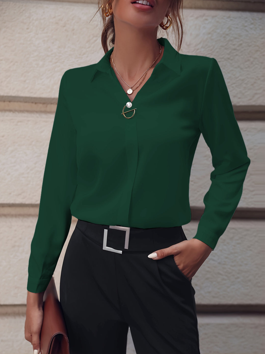 Dame Elegant Bluse med smidig tekstur og detaljeret knapliste Stilla