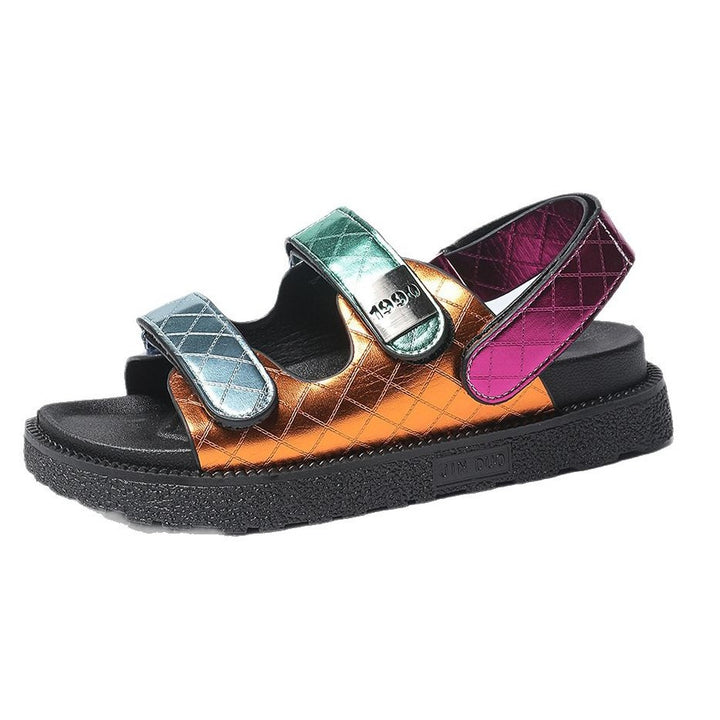 Dame Sandaler med moderne metallic-finish og justerbare remme Stilla