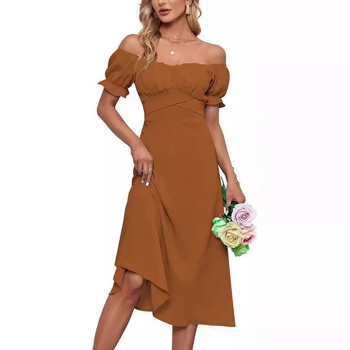 Dame off-shoulder midikjole med puffærmer og asymmetrisk kant Stilla