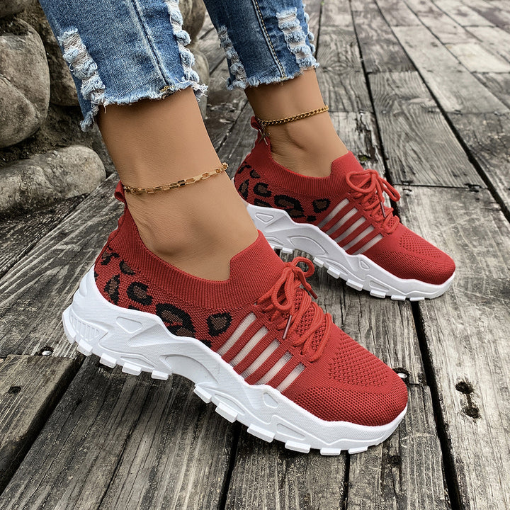 Dame Sporty Sneakers med åndbart strikket overflade og fleksibelt såleprofil Stilla