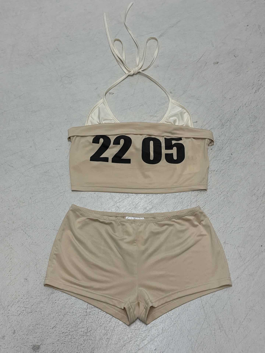 Dame Sporty Bikini-sæt med stilfuld Crop-top og behagelige Shorts Skovae