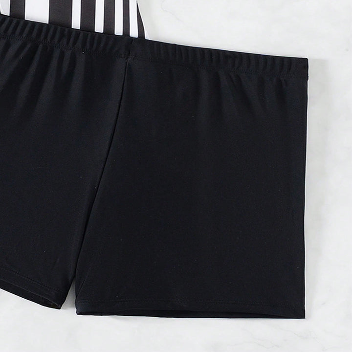 Dame tankini med justerbare stropper og figurskabende design Skovae