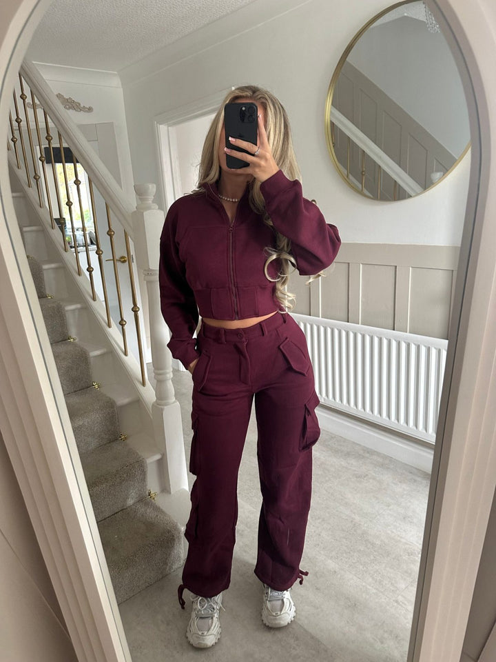 Kvinders fashionable cropped fritids sæt med funktionel lynlås og praktiske lommer