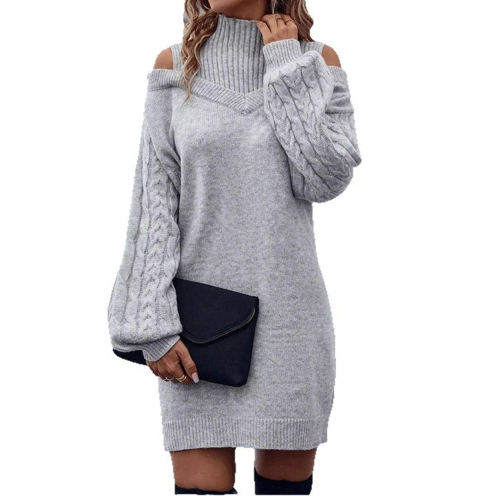 Kvindernes strik kjole med asymmetrisk off-shoulder design og voluminøse ærmer Stilla