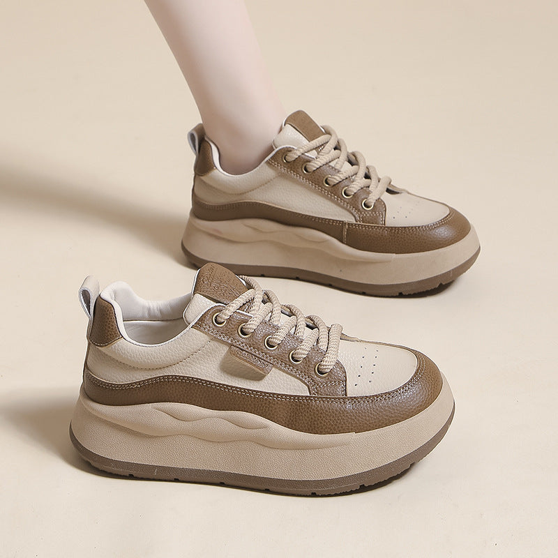 Dame sporty sneakers med tyk sål og innovativ overfladestruktur Stilla