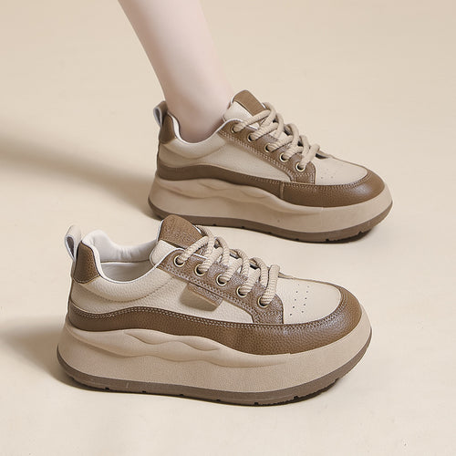 Dame sporty sneakers med tyk sål og innovativ overfladestruktur Stilla