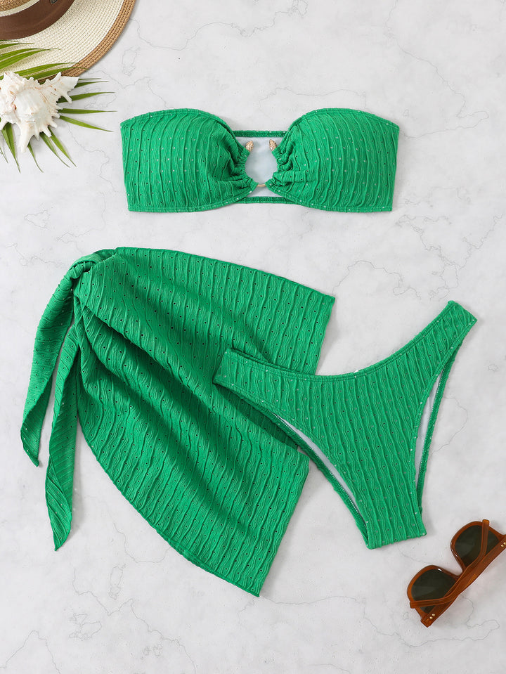 Femme Bandeau Bikini Sæt med stilfuld Cover-Up Wrap Kjole Stilla