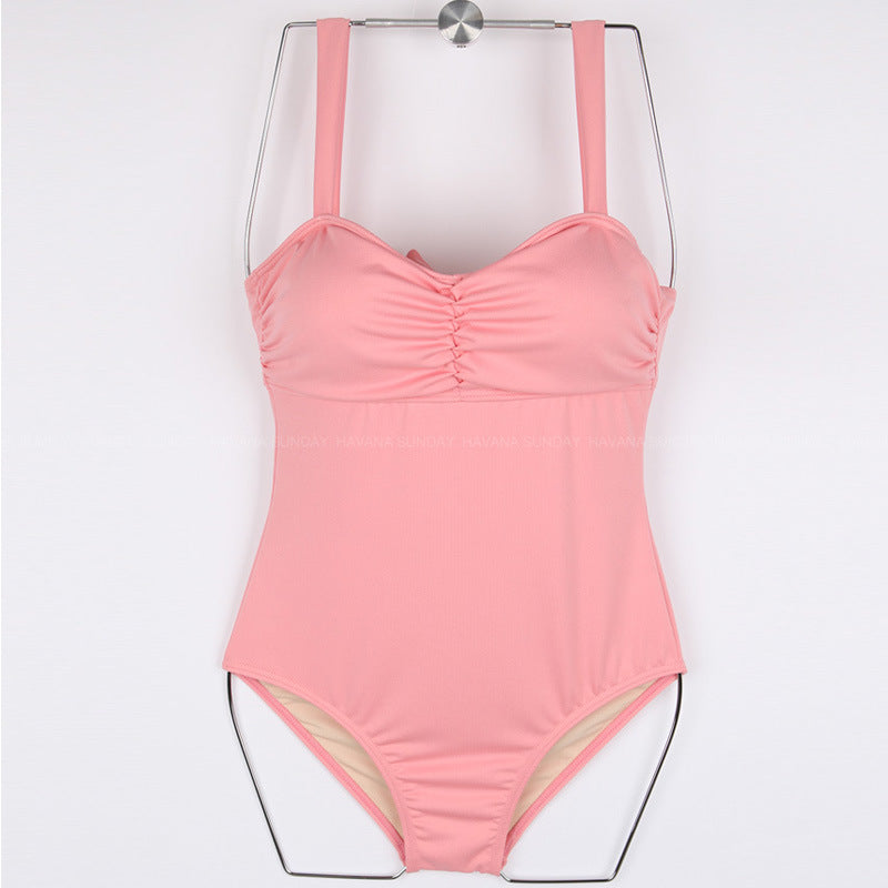 Dame jumpsuit badedragt med elegant flæsedesign og justerbare stropper Skovae