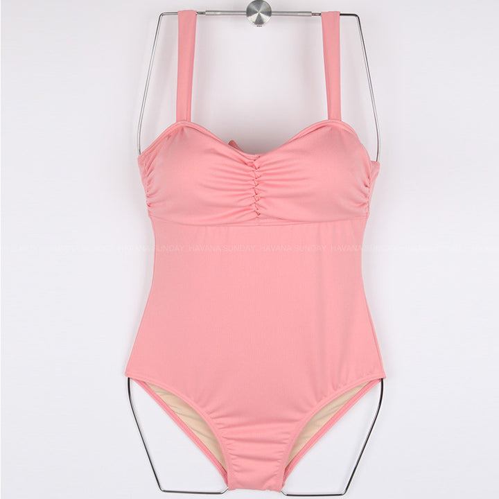 Dame jumpsuit badedragt med elegant flæsedesign og justerbare stropper Skovae