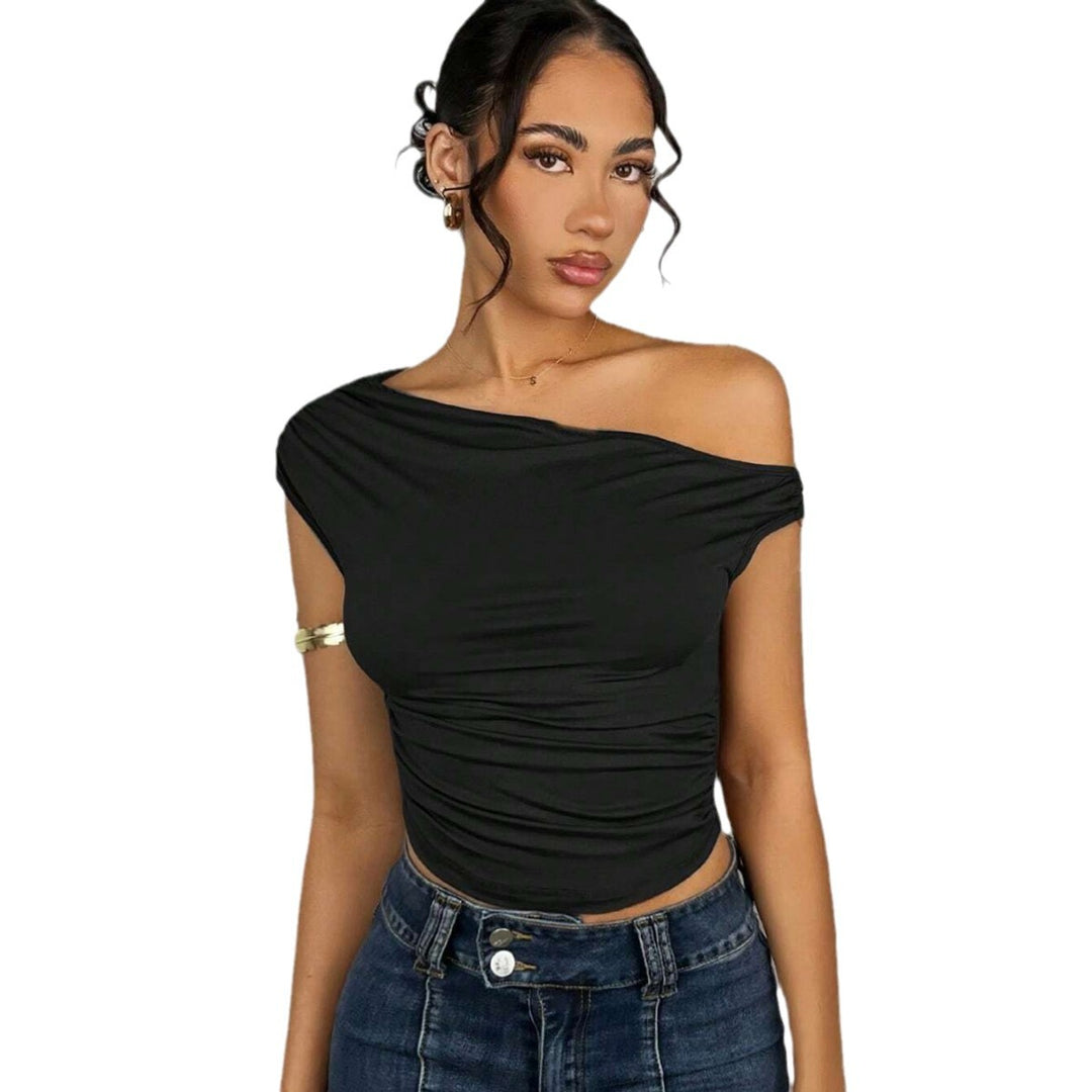 Dame Asymmetrisk Crop-Top med elegant bølgedesign og raffineret snit Skovae