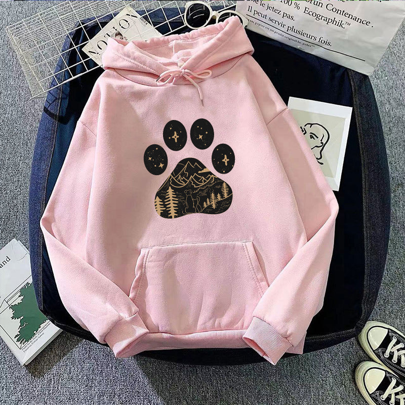 Dame hoodie med kreativ poteprint design og bjerglandskab Skovae