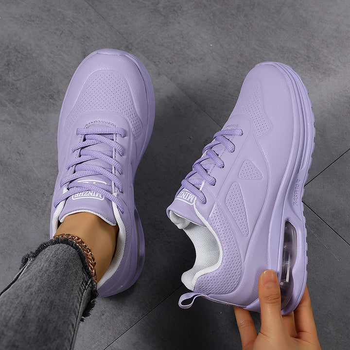 Dame nan lette sneakers med luftpose-mellemsål og polstret hælområde Skovae