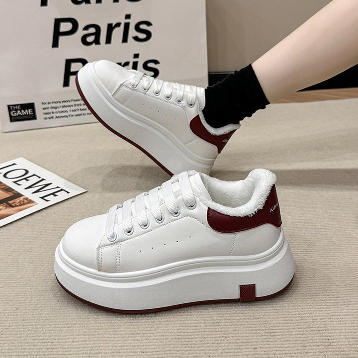 Dame Komfort Sneakers med blødt fore og skridsikker profilsåler Stilla