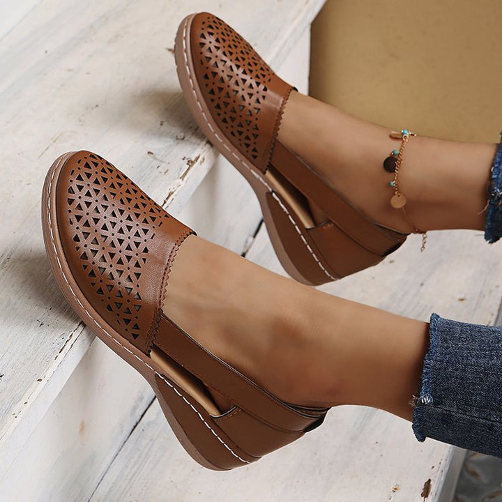 Dame Åndbare Ballerinas med moderne Perforeringsmønster Stilla