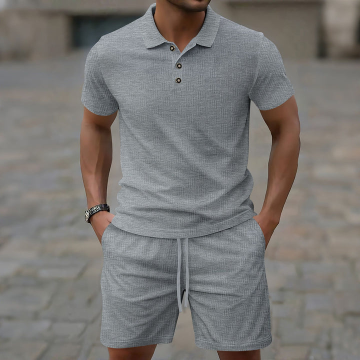 Herrer Sporty kortærmet T-shirt med struktureret design og elastiske fritidsbukser Stilla