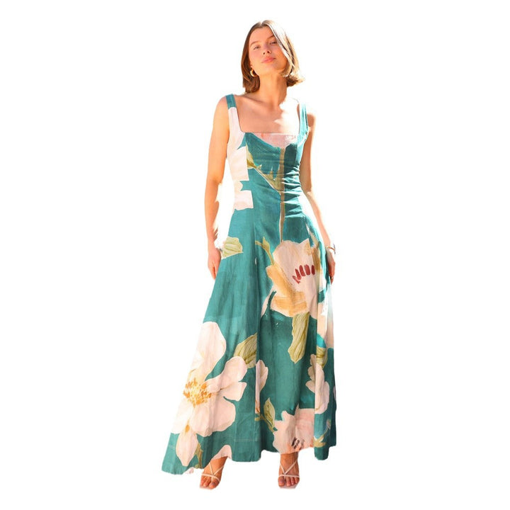 Dame Maxikjole med elegant blomsterdesign og taljeret silhuet Stilla