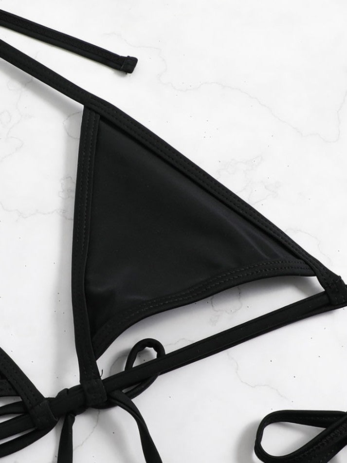 Damer triangel-bikini med innovativt snit og raffinerede bindeakcenter Skovae