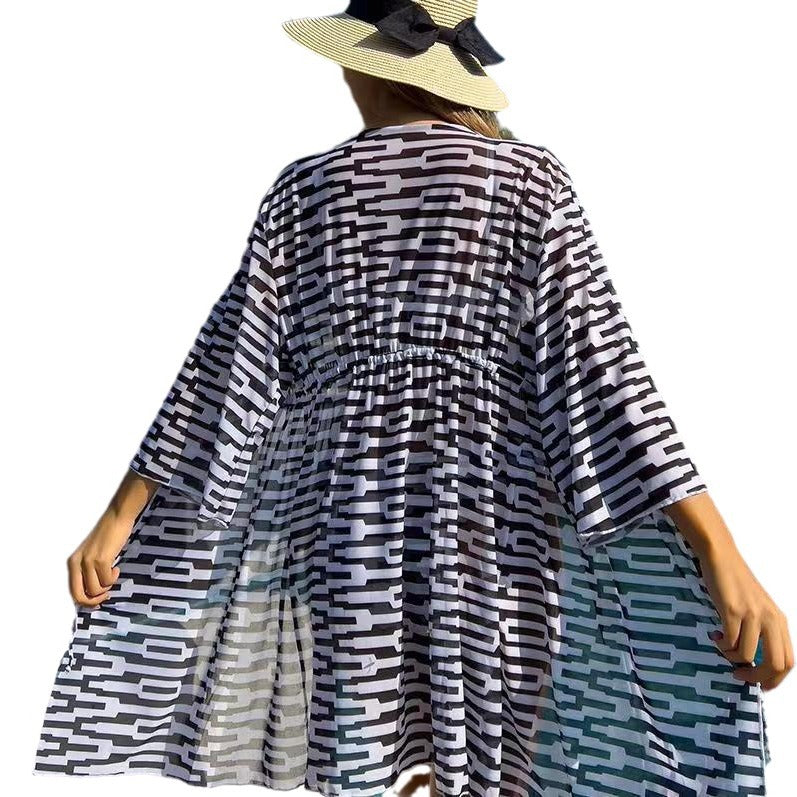 Dame bikini-top med trendy indpakningsdesign og matchende kaftan Stilla