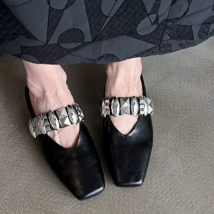 Dame Elegant Slingback-Pantolette med fashionabel metalakcenter Stilla