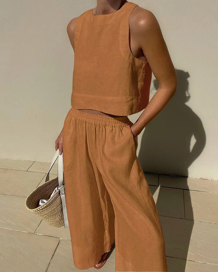 Dame fashionable sommerensemble i let linnedesign Stilla
