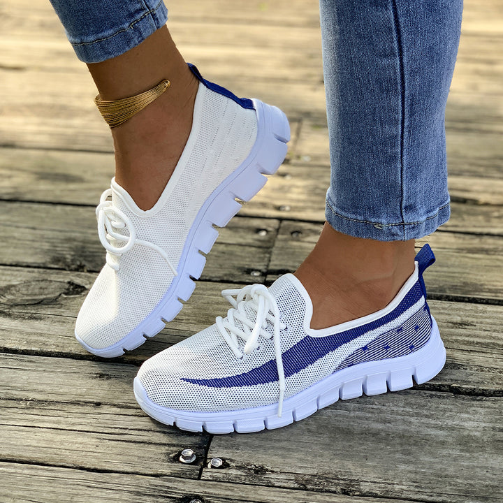 Dame lette og åndbare sneakers med trendy snørebånd Stilla