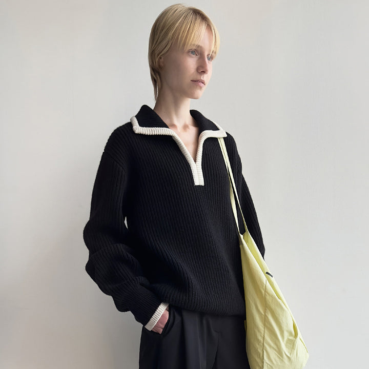 Dame afslappet strikpullover med moderne polo-krave og elastisk manchet Stilla
