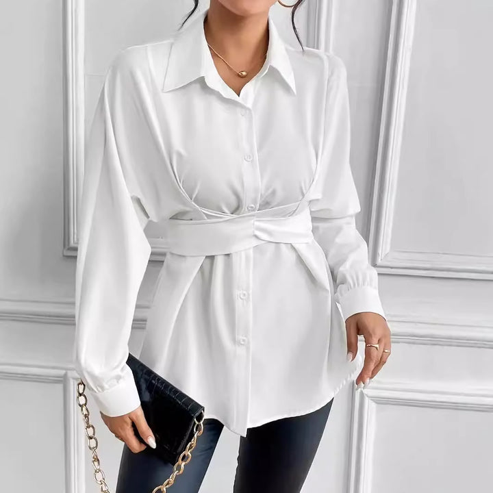 Damer elegant bluse med tætsiddende snit og moderne bælte Stilla