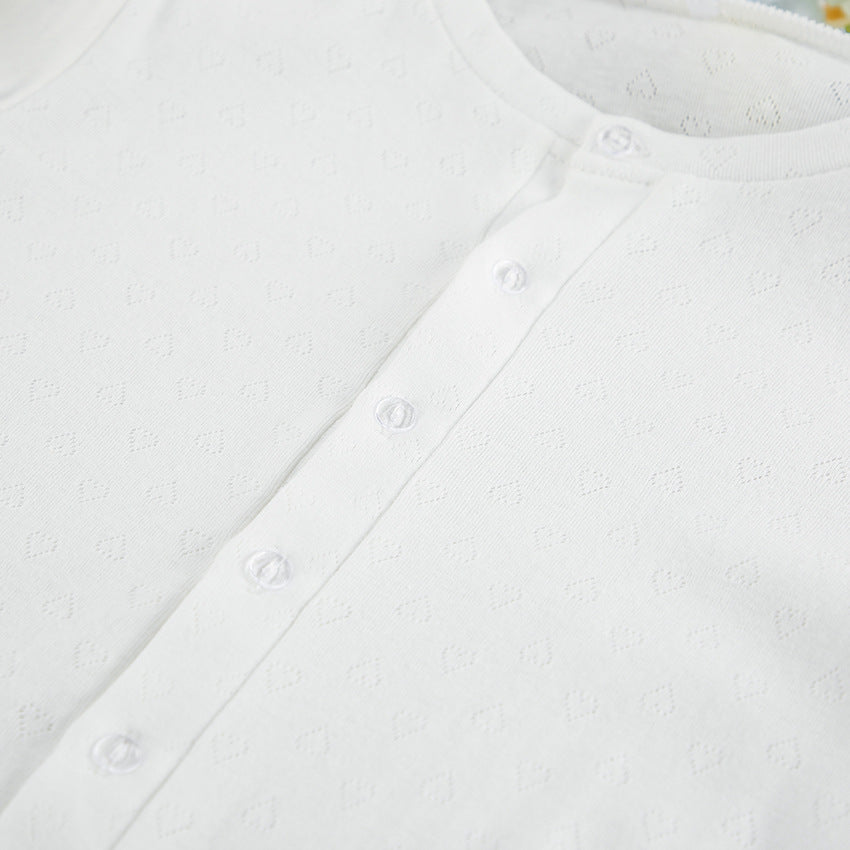 Dame Pyjama-sæt med elegant knaplukning og behageligt kortærmet design Stilla