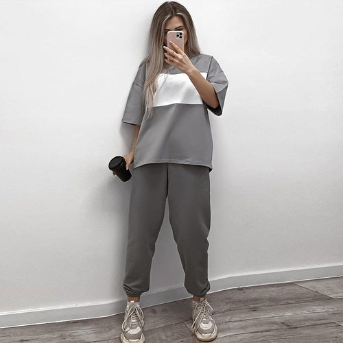 Kvinder afslappet træningsdragt med oversized skjorte og komfortable joggingbukser Skovae