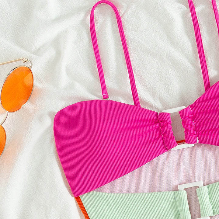 Dame Cut-Out Bikini med moderne farveskifte Skovae