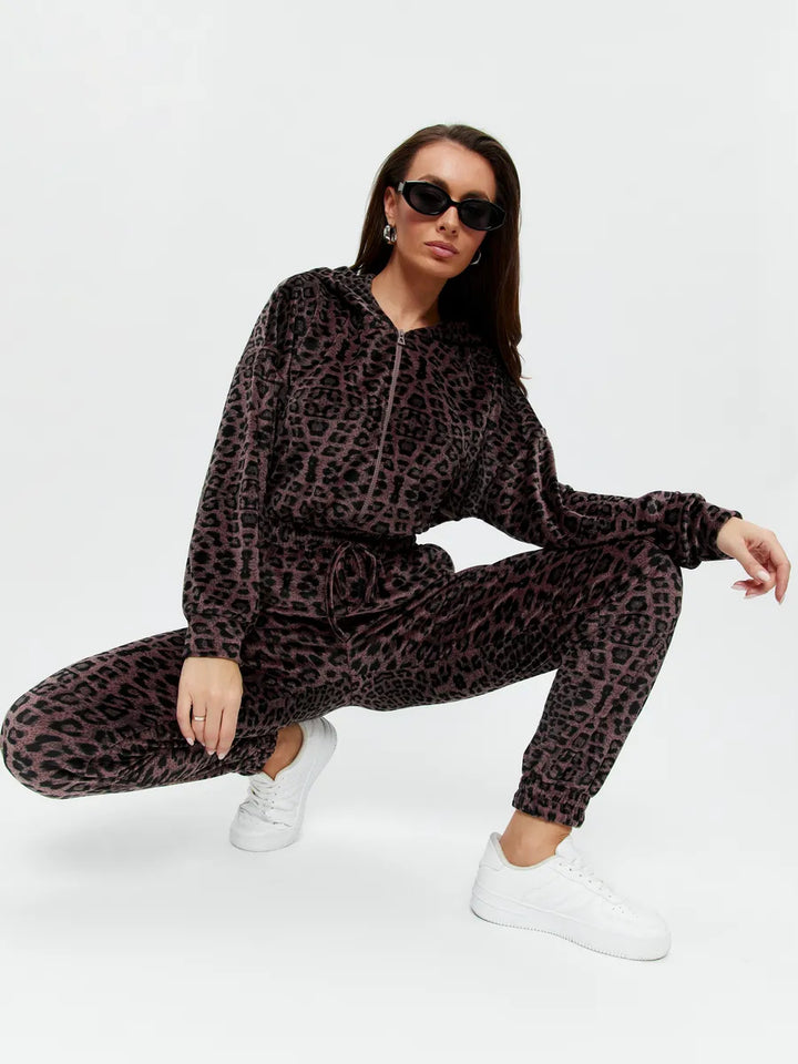Kvinders fleece jumpsuit med praktisk lynlås og elastisk taljehæk