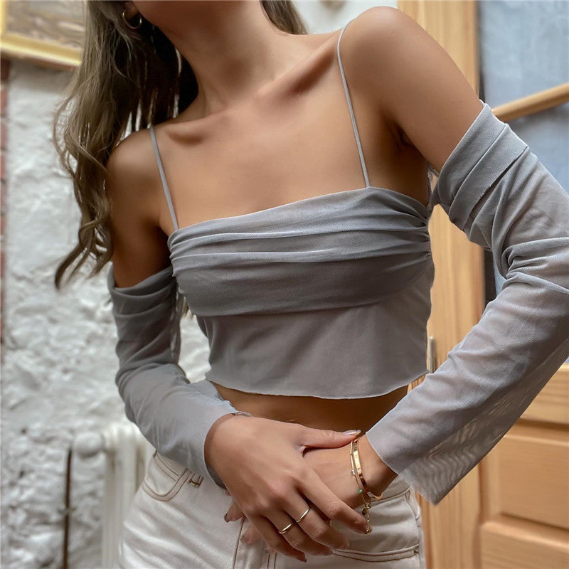 Dame Crop-top med Elegant Drapering og Gennemsigtige Ærmer Stilla