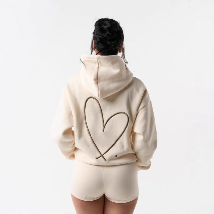Kvinders hættetrøje sweatshirt med stort hjerte design og komfortable korte shorts Skovae