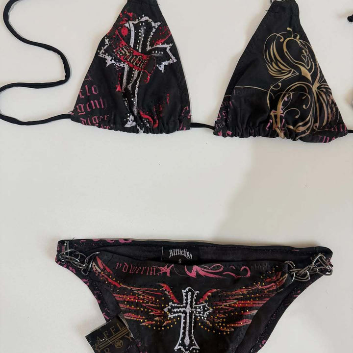 Dame bikini sæt med unikt tryk og glitrende applikationer Skovae