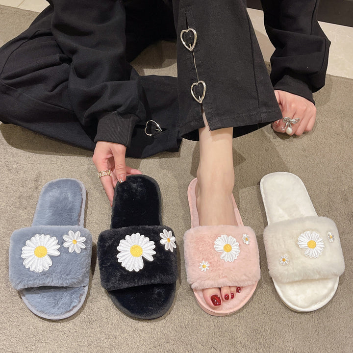 Dame Fuzzy Pantofler med blomsterapplikationer og komfortabelt fodseng Stilla