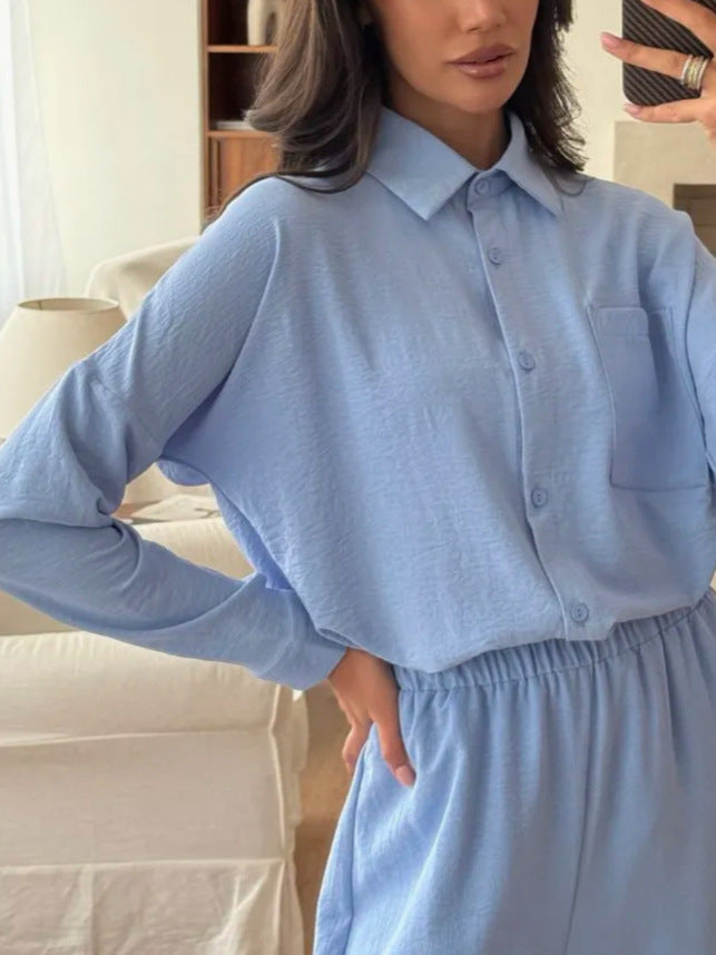 Dame komfortabel Loungewear-sæt med langærmet bluse og brede bukser Stilla