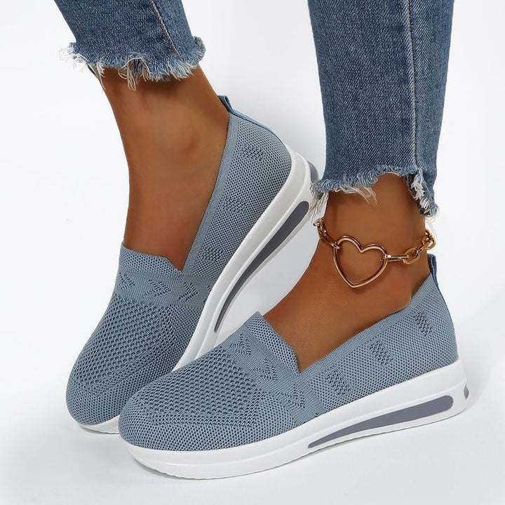 Dame behagelige Slip-On sneakers med åndbart overmateriale og skridsikker sål Stilla