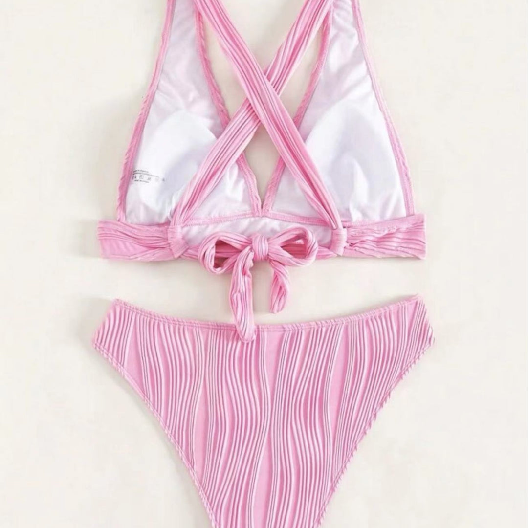 Dame bikini-sæt med moderne indpakningsdesign og smagfulde ribbede detaljer Skovae