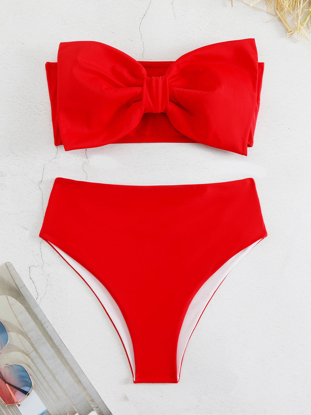 Dame bikini-sæt med smart bindebånd-overdel og højt skåret trusse Stilla