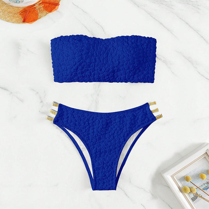 Dame bandeau-bikini med struktureret top og dekorative detaljer Skovae