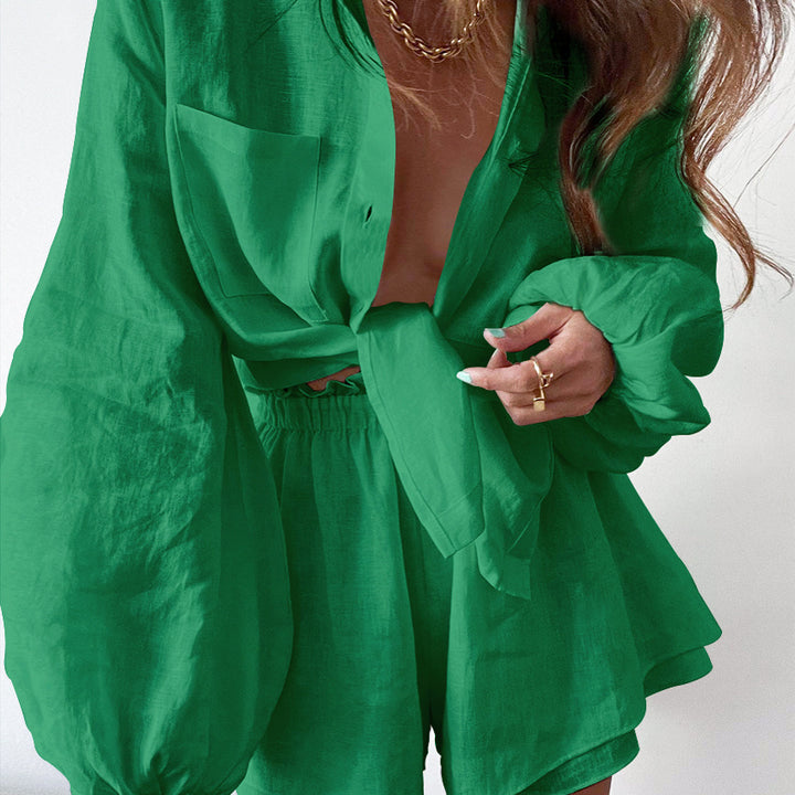 Dame luftig-let sweatshirt- og shorts-sæt med elegante flæser Stilla