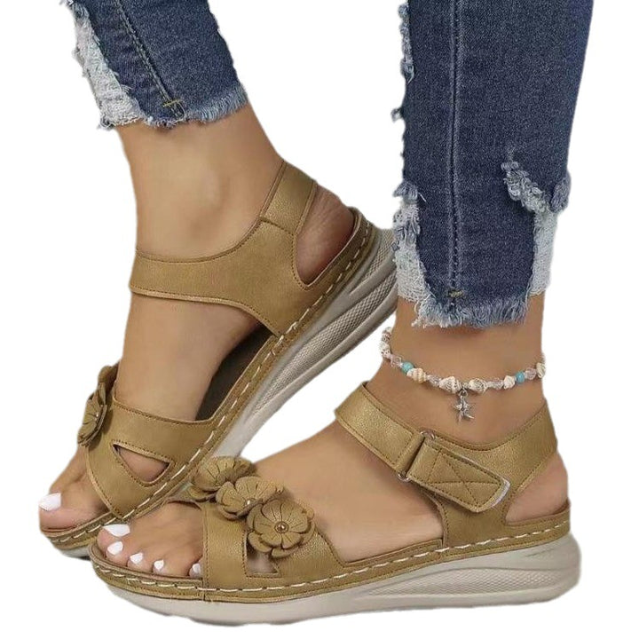Dame Komfortable Sandaler med floral applikationsdesign og ergonomisk fodseng Stilla