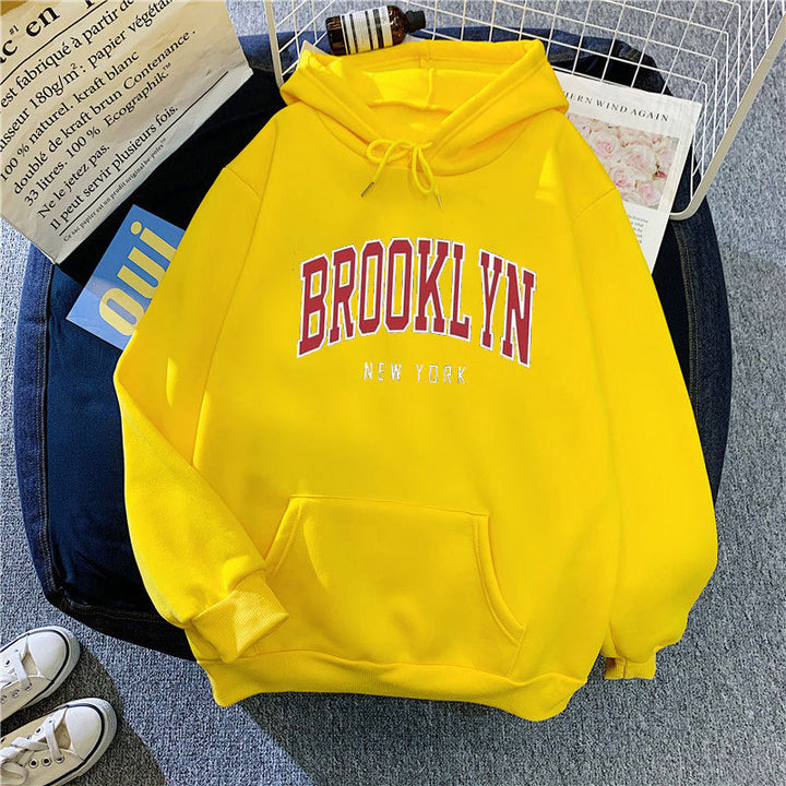 Kvinders hoodie med stilfuld Brooklyn print Skovae