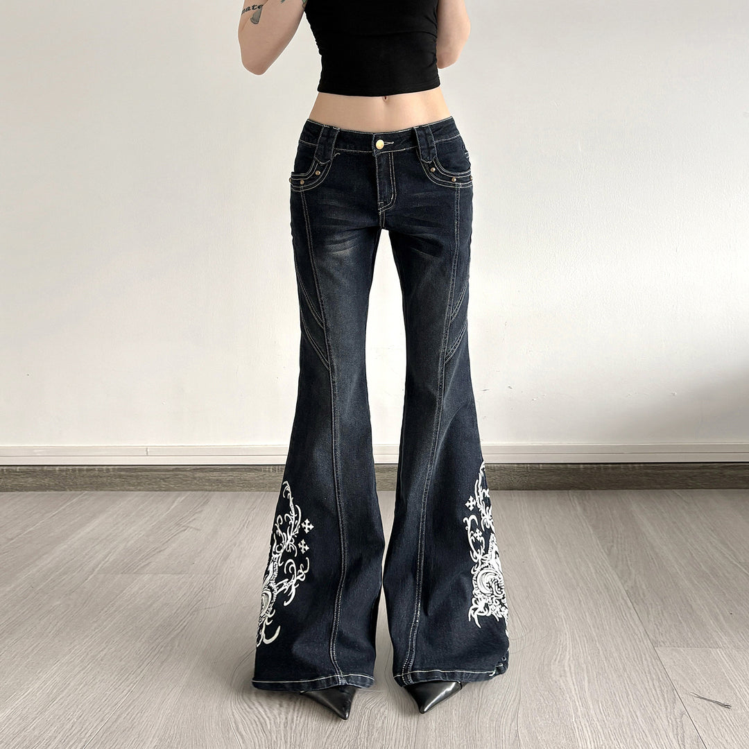 Dame jeans med udvidet ben og elegant broderi Skovae