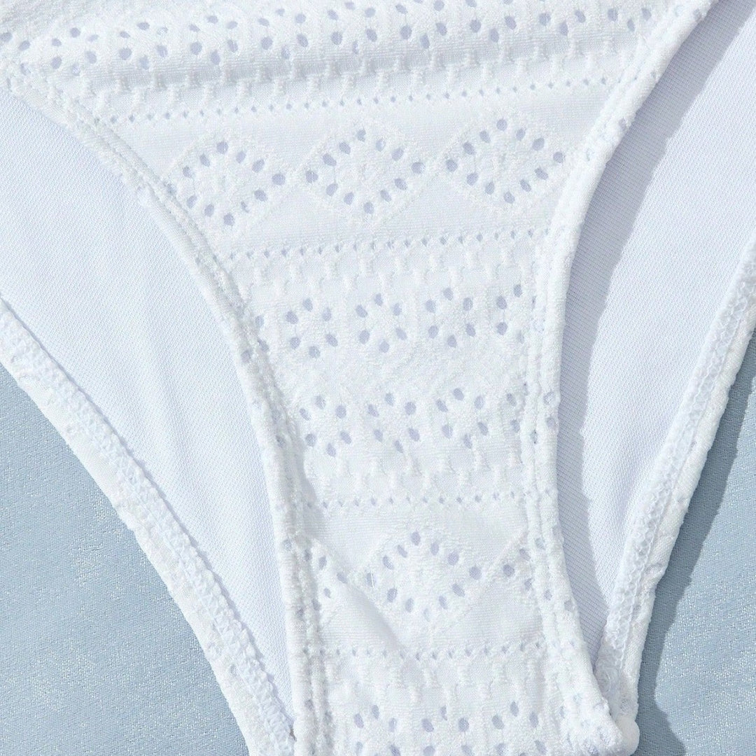 Dame Én-delt Badedragt med elegant Ruffles-detalje og legende Cut-Out Stilla