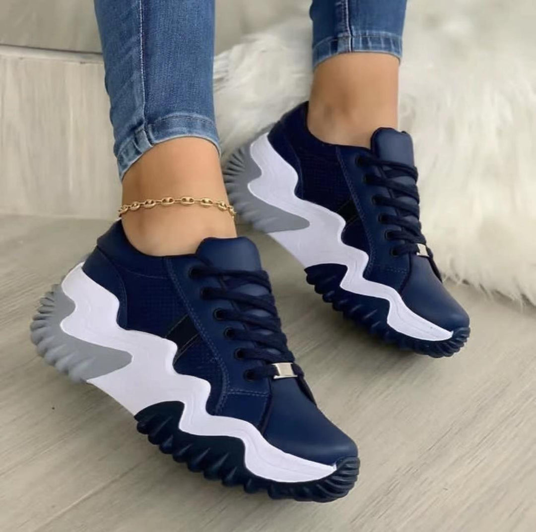 Dame Sporty Sneakers med innovativt bølgemønster og åndbart overmateriale kombination Stilla