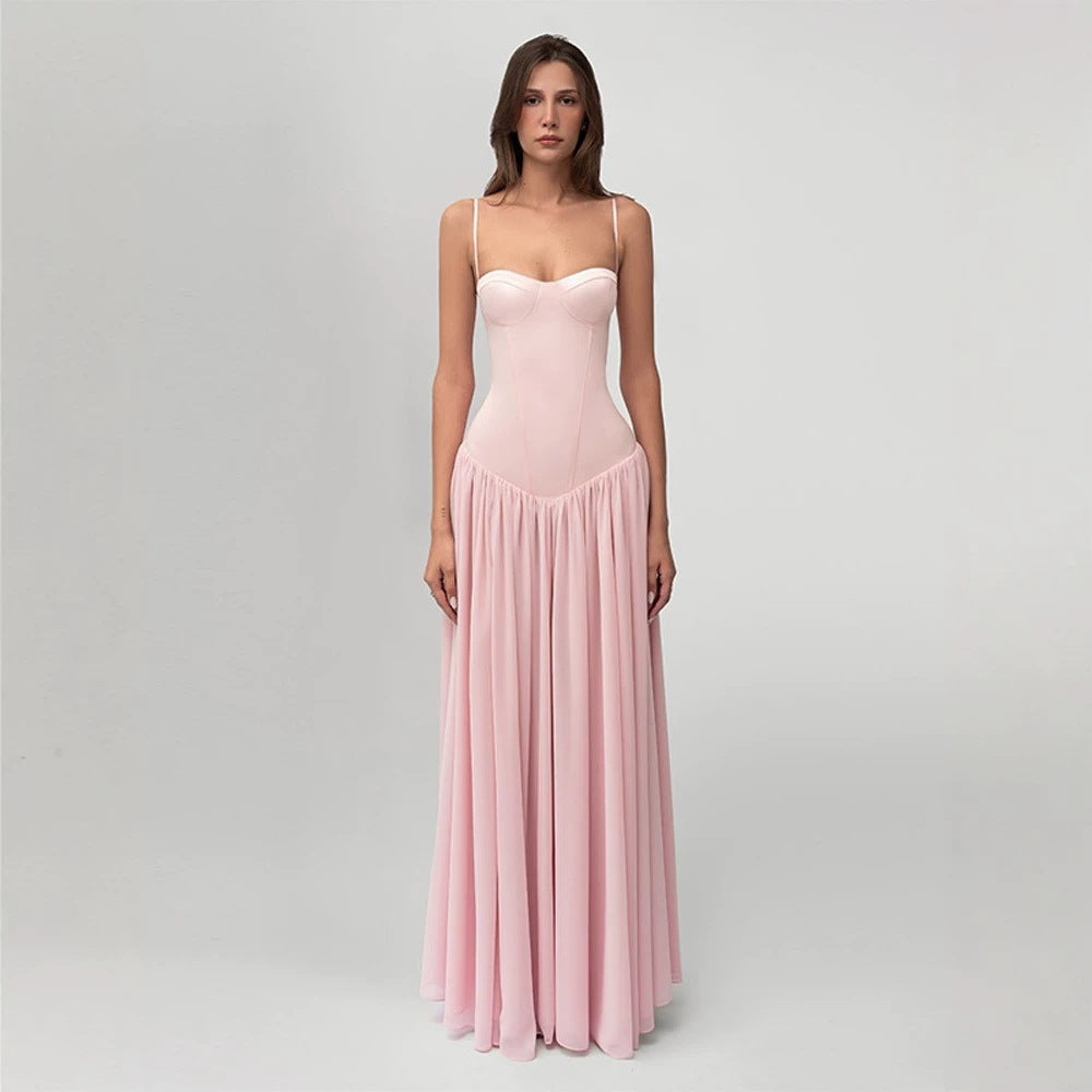 Dame nan modellerende bustier aftenkjole med forformet midsekonstruktion og vidt faldende chiffon talerkjole Skovae